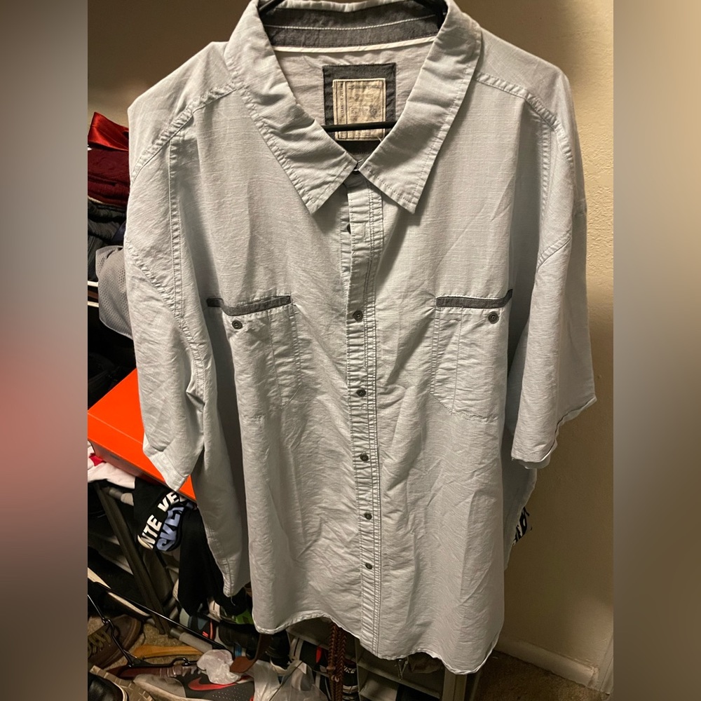 Mens B&T casual shirt